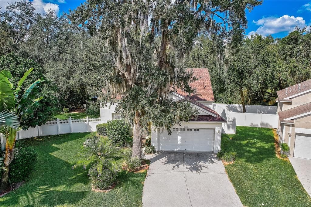 8002 TERRACE ARBOR COURT TEMPLE TERRACE, FL 33637