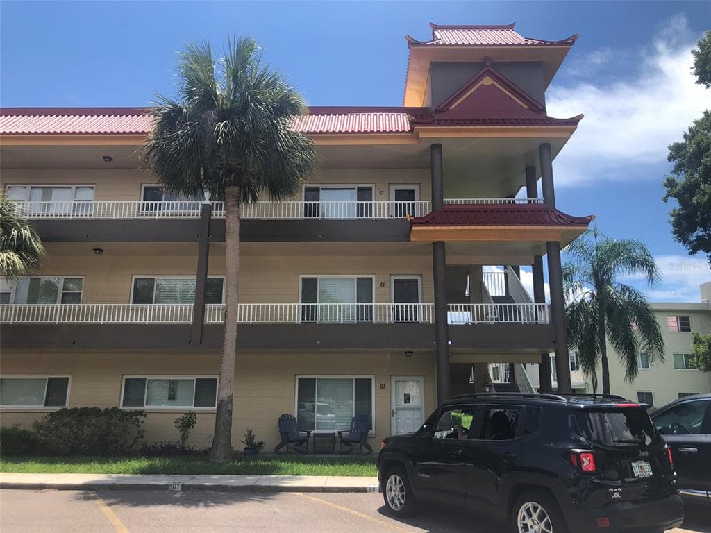 2403 FINLANDIA LANE UNIT 61 CLEARWATER, FL 33763