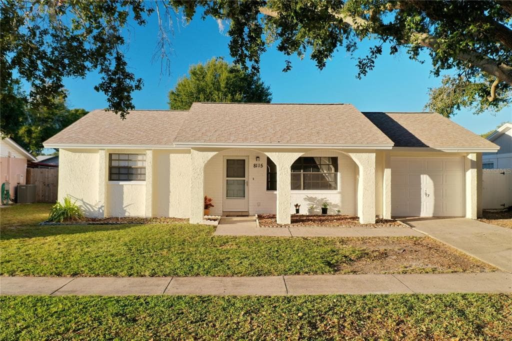 8115 BROWN PELICAN AVENUE NEW PORT RICHEY, FL 34653