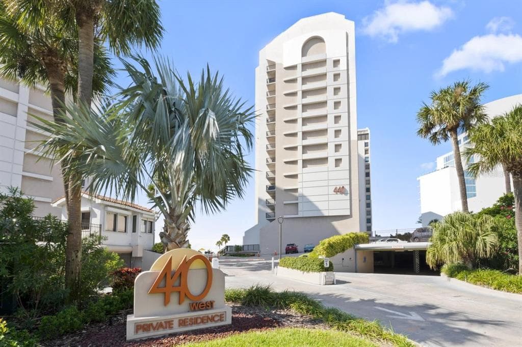 440 S GULFVIEW BOULEVARD UNIT 1401 CLEARWATER, FL 33767