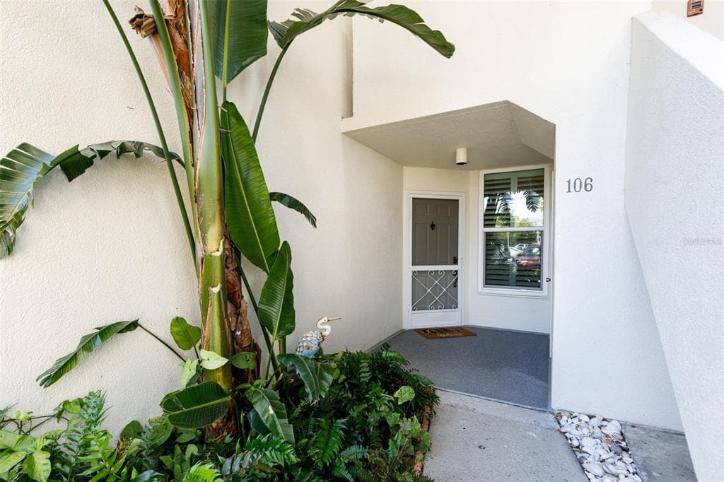 5281 ISLA KEY BOULEVARD S UNIT 106 ST PETERSBURG, FL 33715