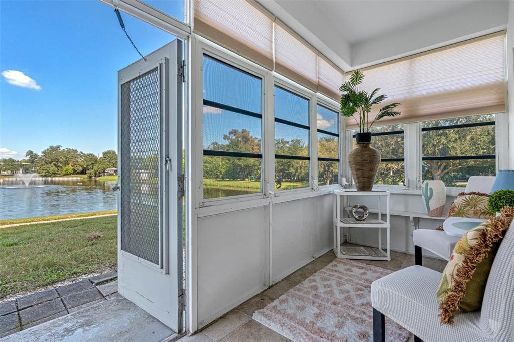 8055 112TH STREET UNIT 101 SEMINOLE, FL 33772