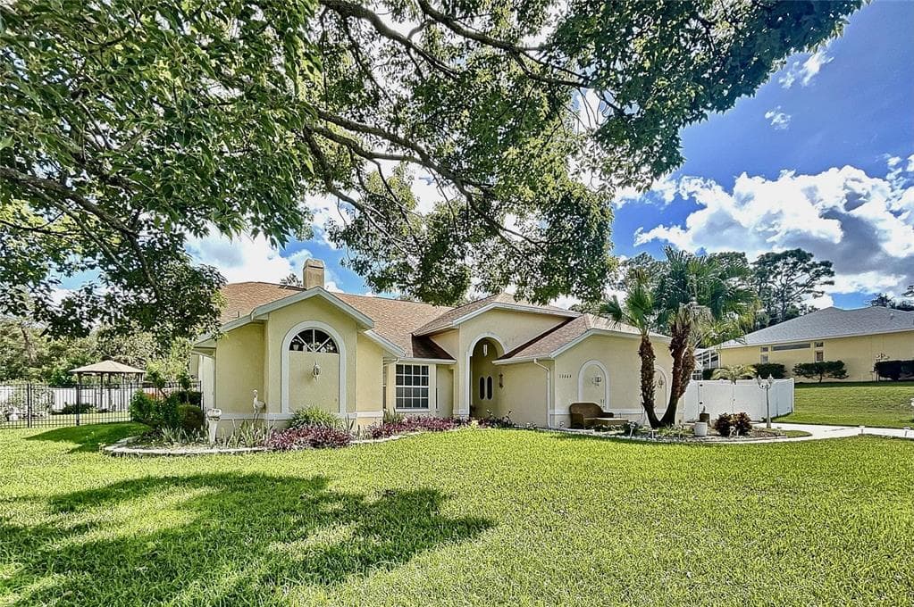 13064 HUNTINGTON WOODS AVENUE SPRING HILL, FL 34609