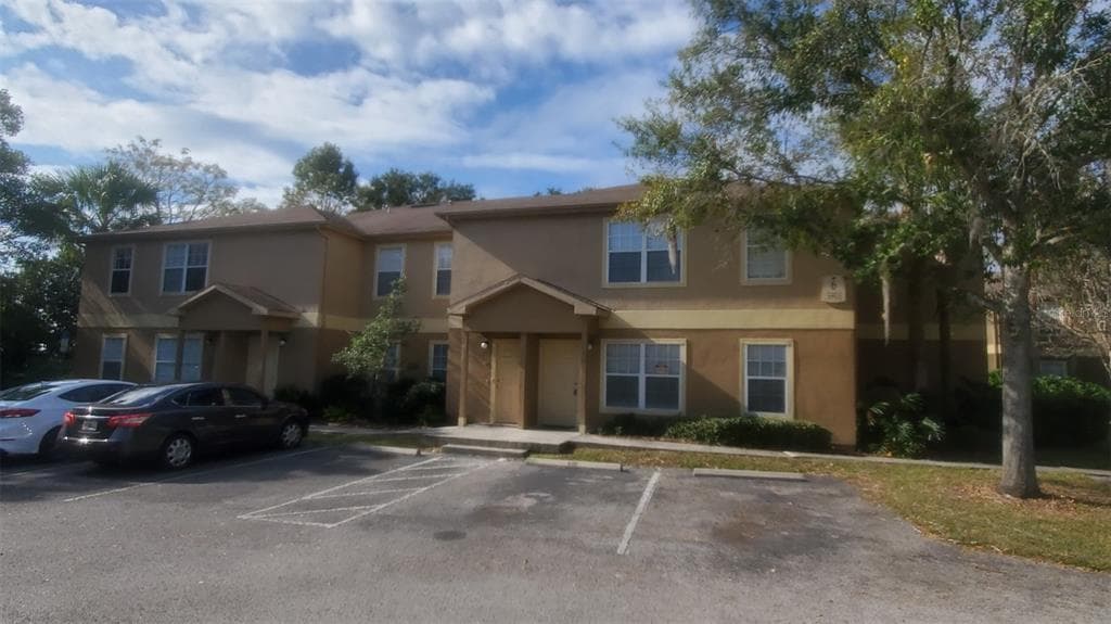 5903 WILLOW RIDGE DRIVE UNIT 102 ZEPHYRHILLS, FL 33541