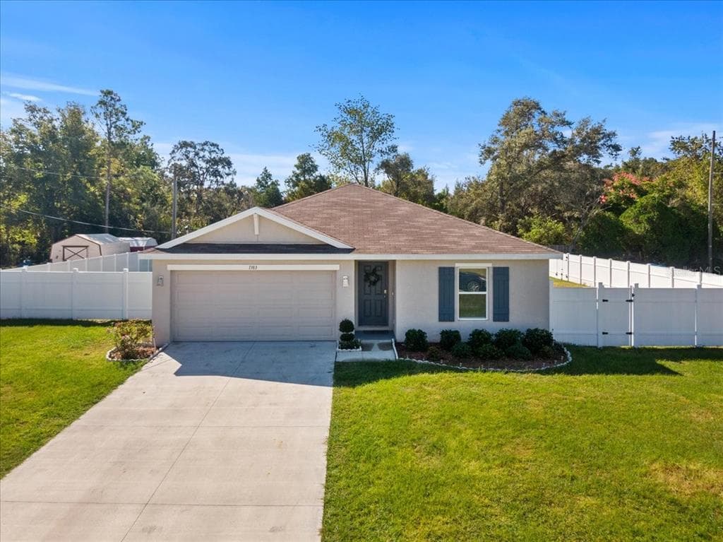 1383 LARKIN ROAD SPRING HILL, FL 34608