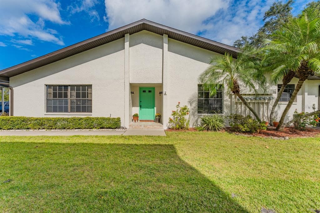 2211 EISENHOWER DRIVE UNIT 108 DUNEDIN, FL 34698