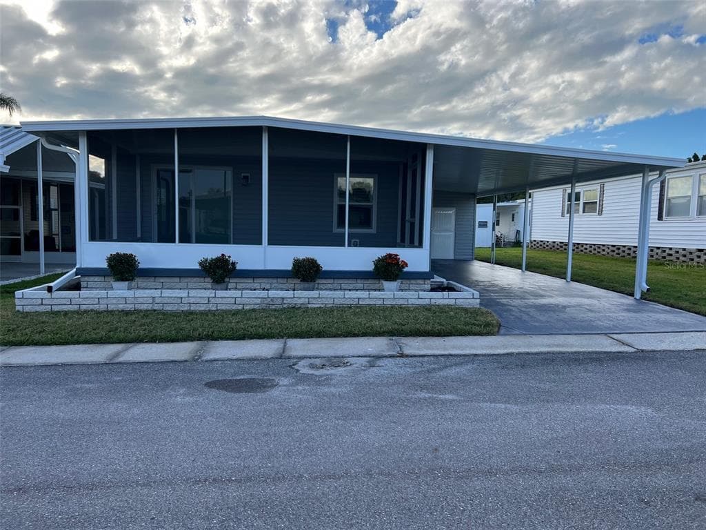 29250 US HIGHWAY 19 N UNIT 153 CLEARWATER, FL 33761