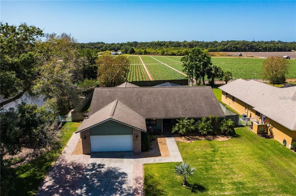 633 PENN NATIONAL ROAD SEFFNER, FL 33584