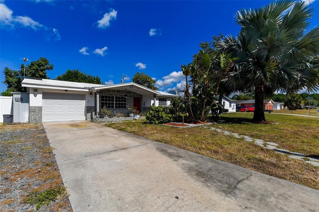 5331 POINSETTIA DRIVE NEW PORT RICHEY, FL 34652