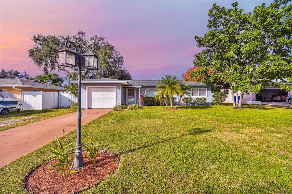 1424 ORANGE STREET CLEARWATER, FL 33756