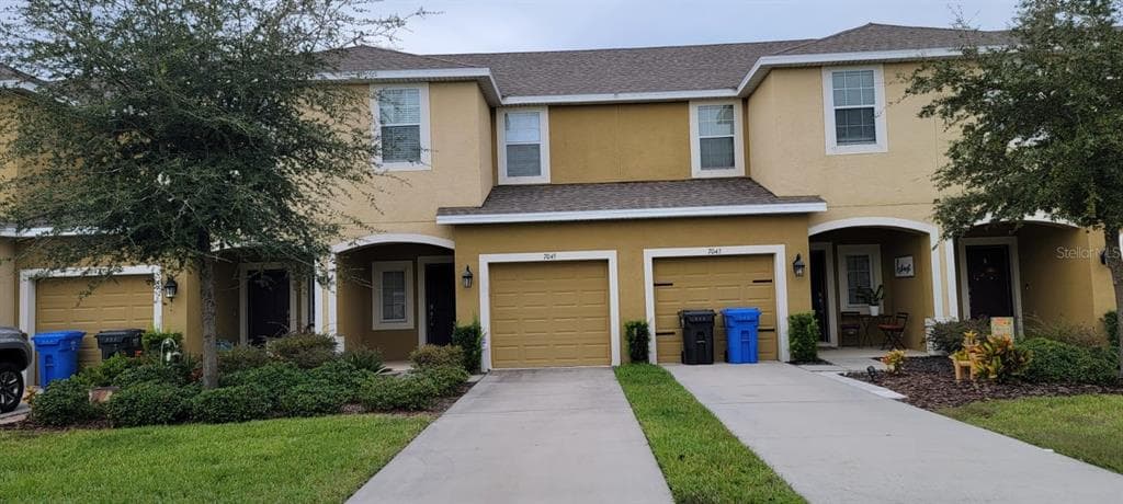 7045 TOWNE LAKE ROAD RIVERVIEW, FL 33578