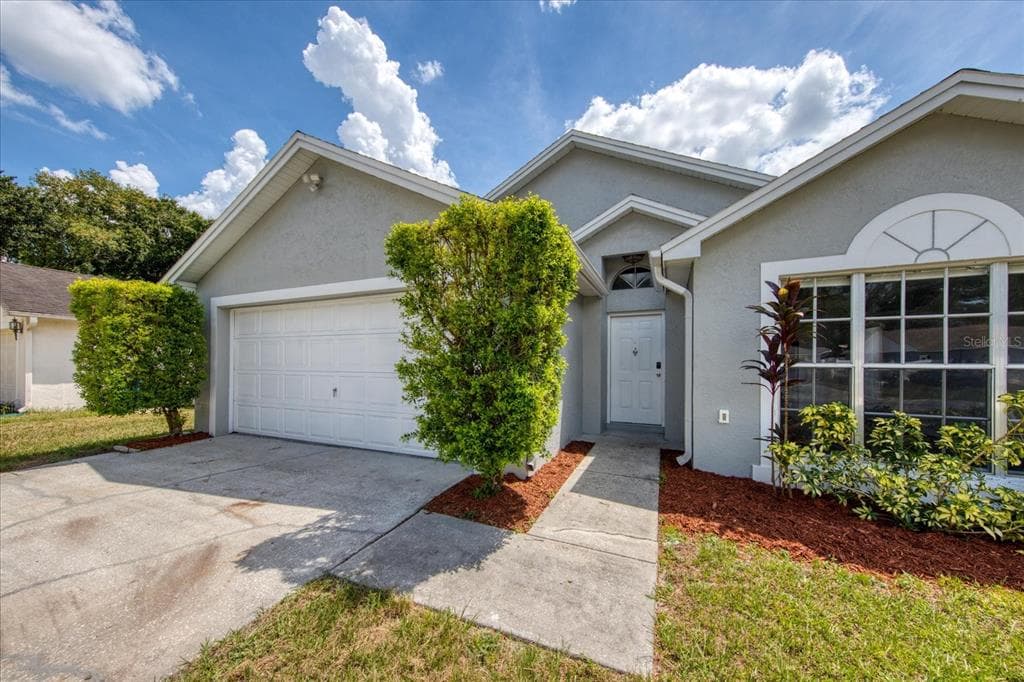 1739 BRANDON TRACE AVENUE BRANDON, FL 33510