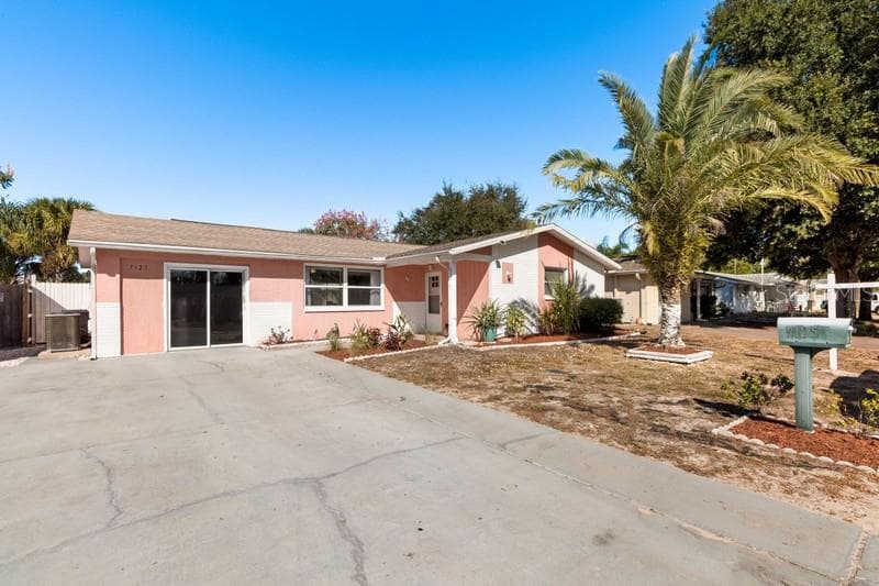 7125 BIMINI DRIVE PORT RICHEY, FL 34668