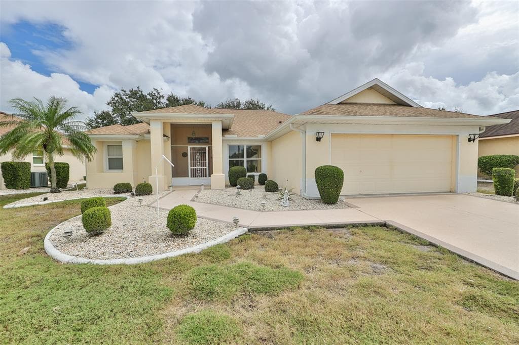 2041 PRESTANCIA LANE SUN CITY CENTER, FL 33573