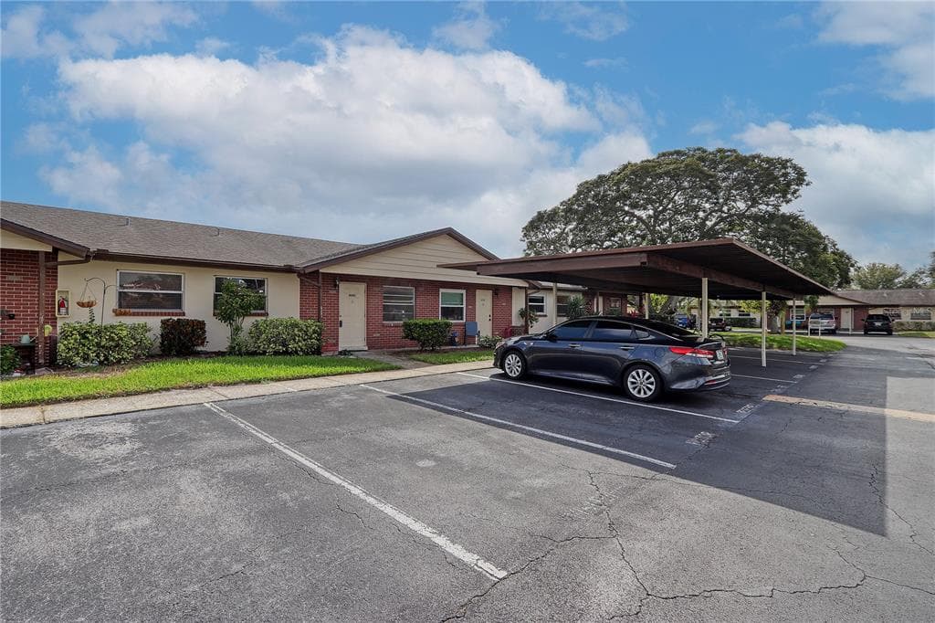 24862 US HIGHWAY 19 N UNIT 2804 CLEARWATER, FL 33763