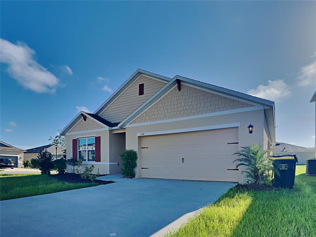 538 AUTUMN STREAM DRIVE AUBURNDALE, FL 33823