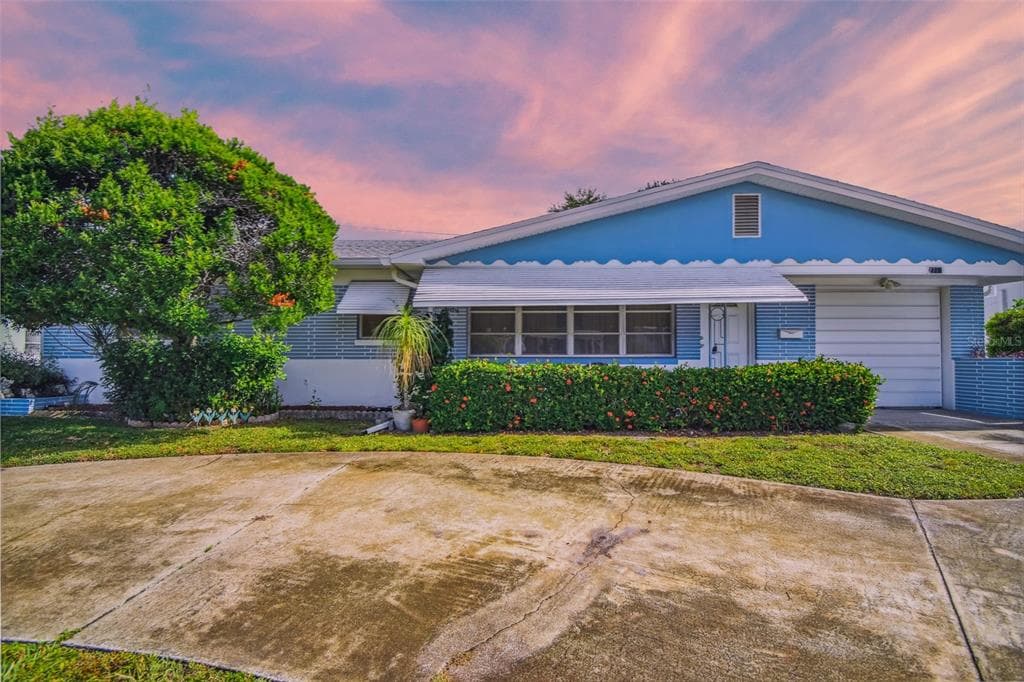 2751 66TH WAY N ST PETERSBURG, FL 33710