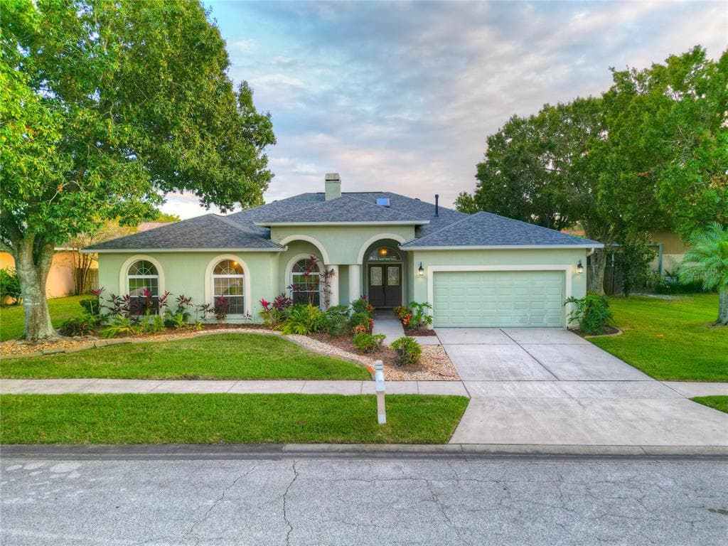 28224 BROKENMEAD PATH WESLEY CHAPEL, FL 33543