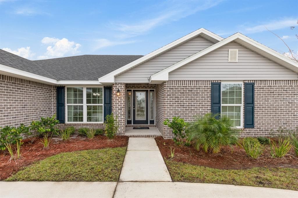 7 BOYD PLACE PALM COAST, FL 32137