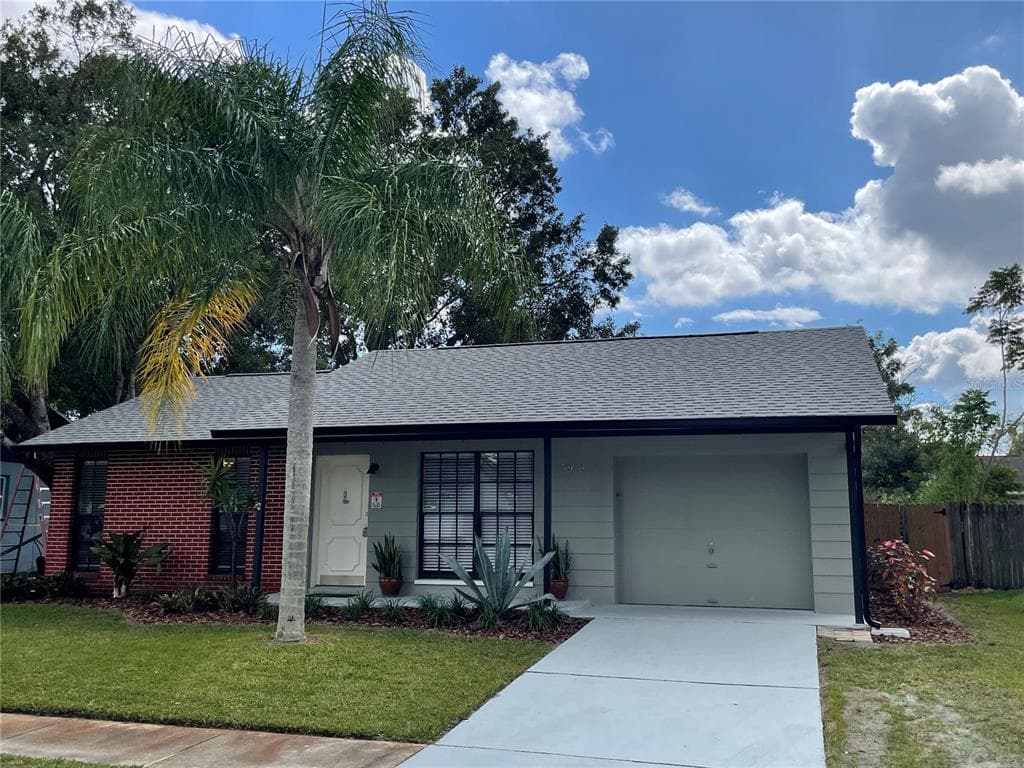 7916 AVENAL LOOP NEW PORT RICHEY, FL 34655