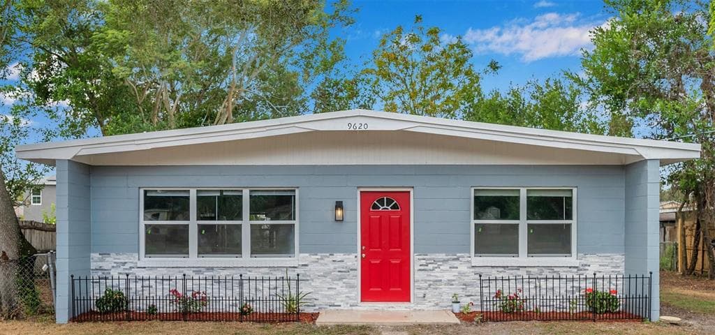 9620 OVERLOOK DRIVE TEMPLE TERRACE, FL 33617