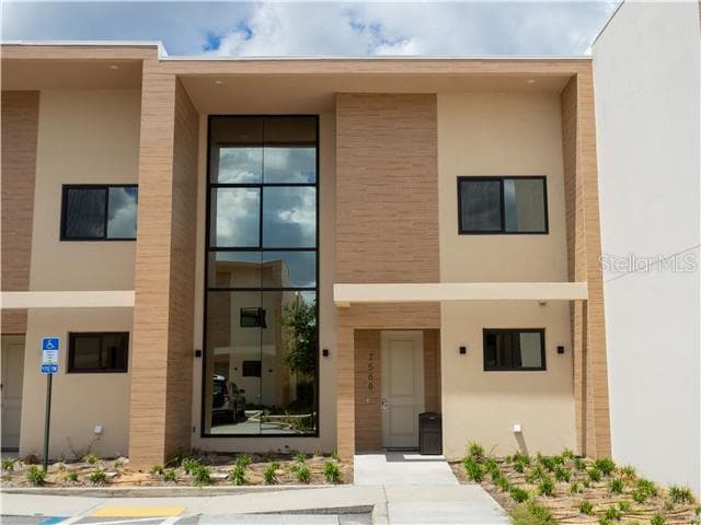 7568 BROOKLYN DRIVE KISSIMMEE, FL 34747