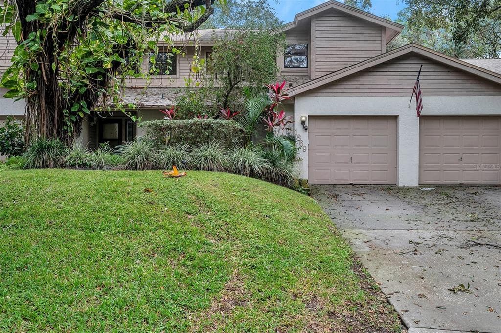 1869 WHISPERING WAY TARPON SPRINGS, FL 34689