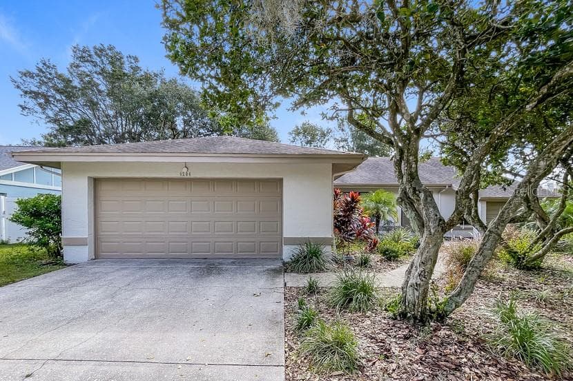 4204 HAVENSTONE WAY VALRICO, FL 33596