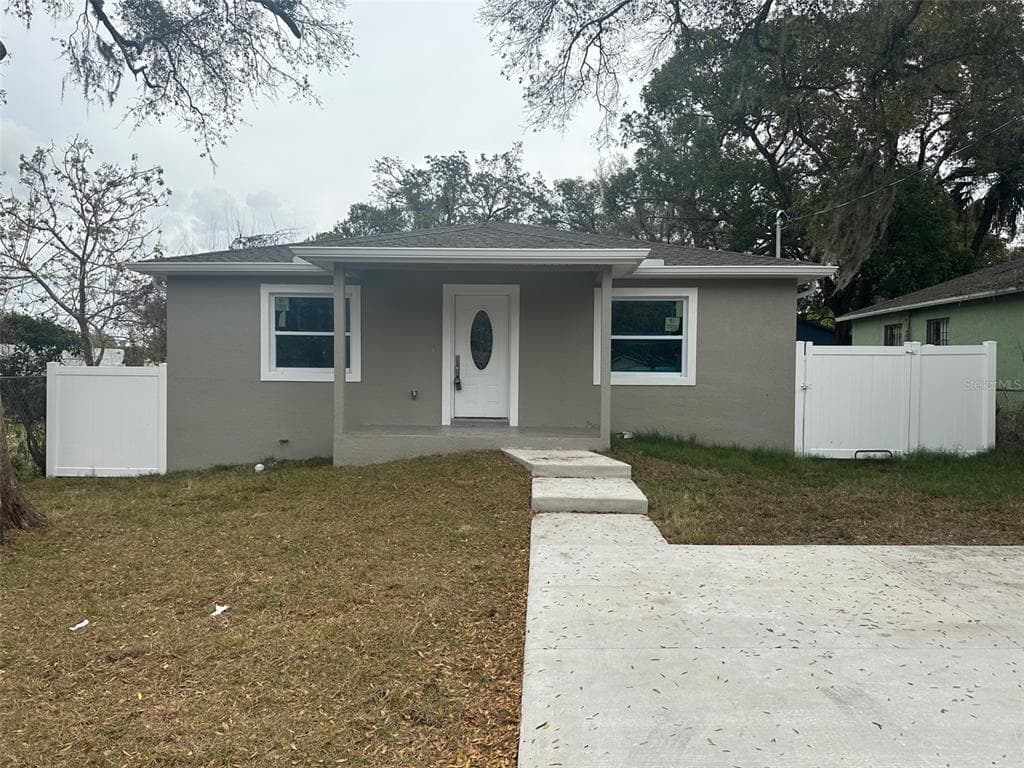 8601 N 15TH STREET TAMPA, FL 33604