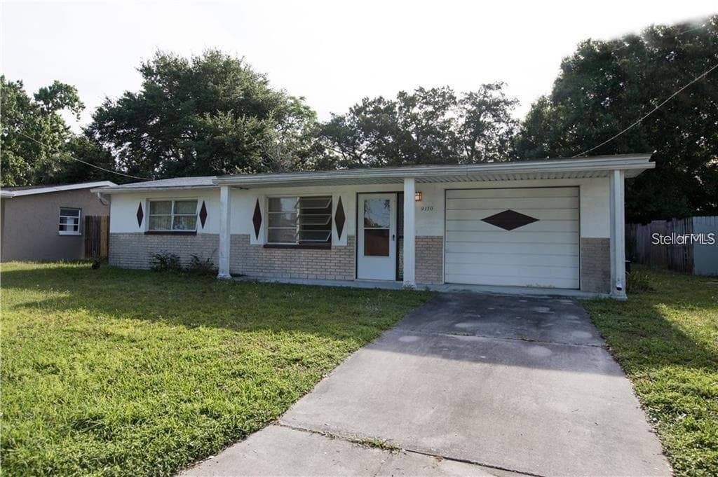 9110 UNICORN AVENUE PORT RICHEY, FL 34668