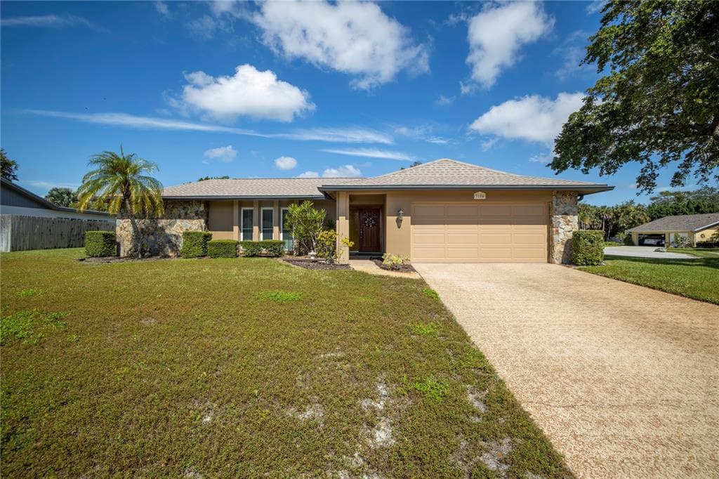 3104 HILLTOP LANE LARGO, FL 33770