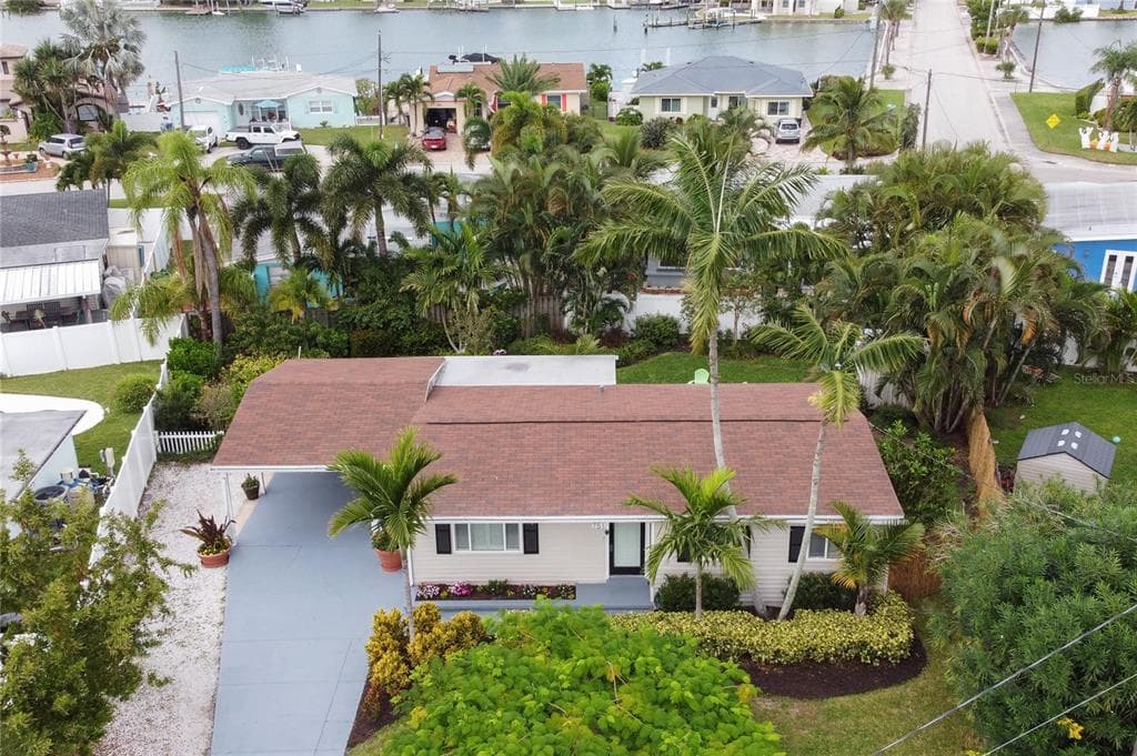 751 SUNSET COVE MADEIRA BEACH, FL 33708