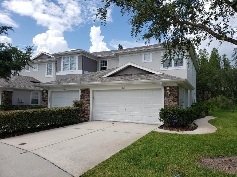 19251 STONE HEDGE DR
