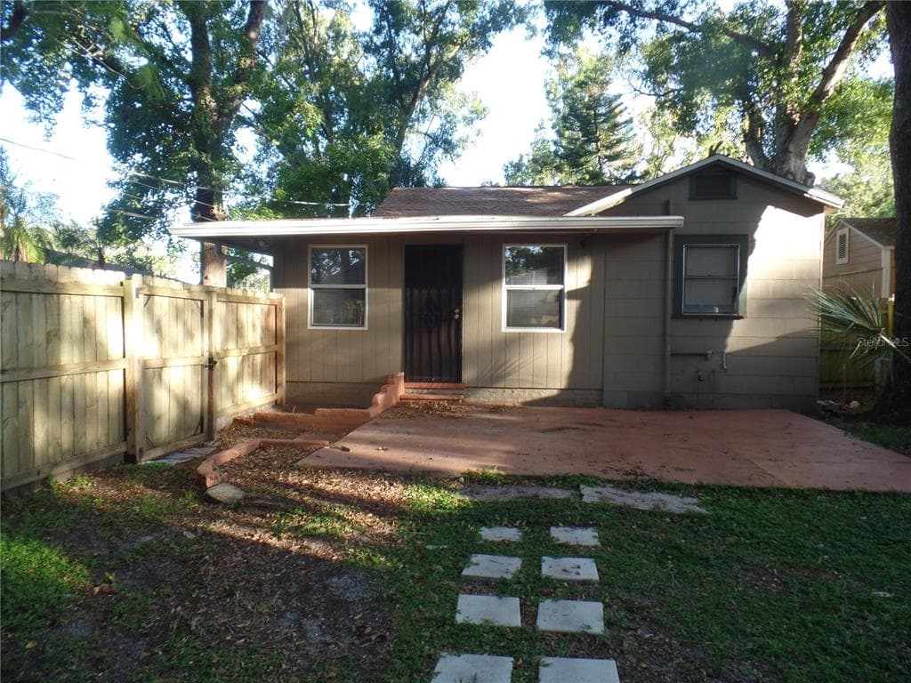 3544 DARTMOUTH AVENUE N UNIT S ST PETERSBURG, FL 33713