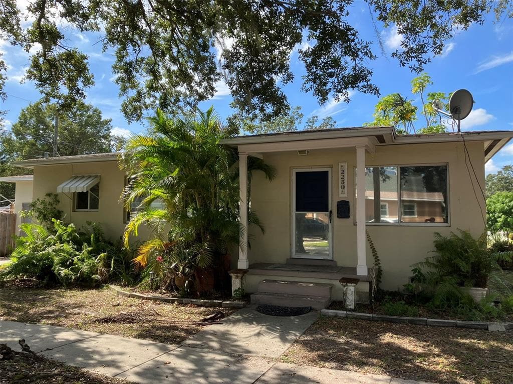 2250 81ST STREET N ST PETERSBURG, FL 33710