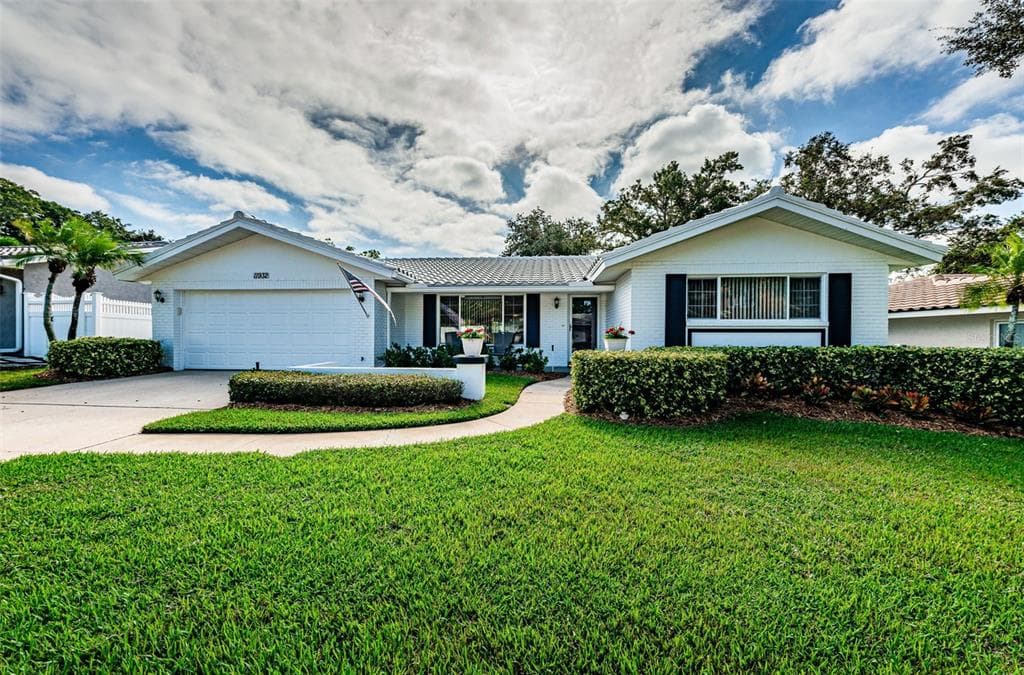 11932 70TH AVENUE SEMINOLE, FL 33772