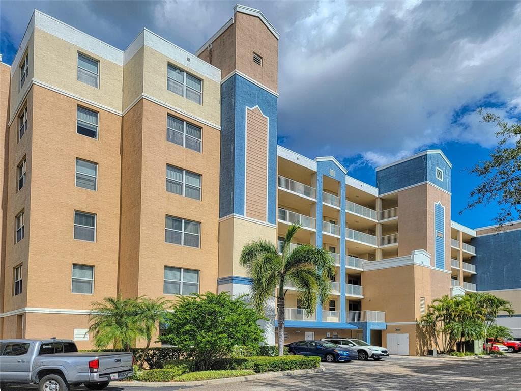 960 STARKEY ROAD UNIT 1104