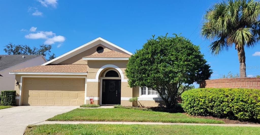 1924 PINE BAY DRIVE LAKE MARY, FL 32746