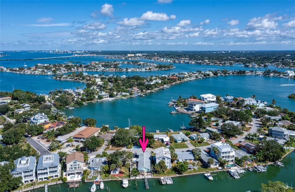 407 18TH AVENUE INDIAN ROCKS BEACH, FL 33785