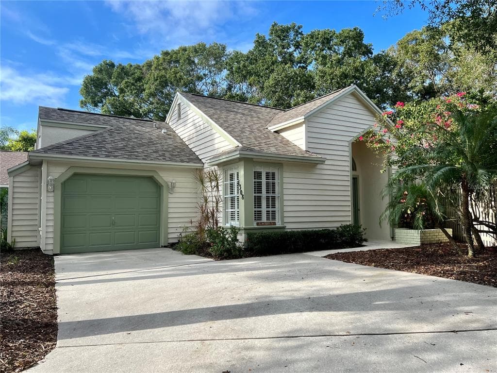 1308 ROXBURY DRIVE SAFETY HARBOR, FL 34695
