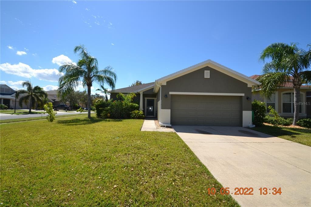 1610 BONITA BLUFF COURT RUSKIN, FL 33570