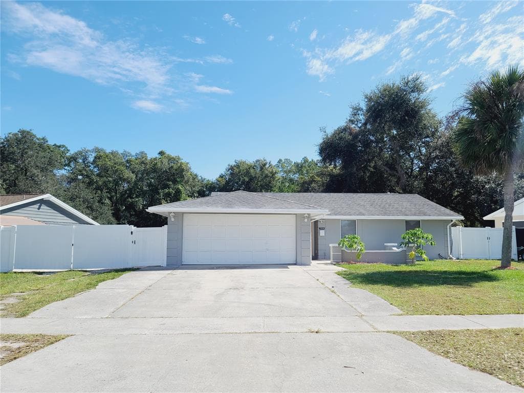7209 NORTHBRIDGE BOULEVARD TAMPA, FL 33615
