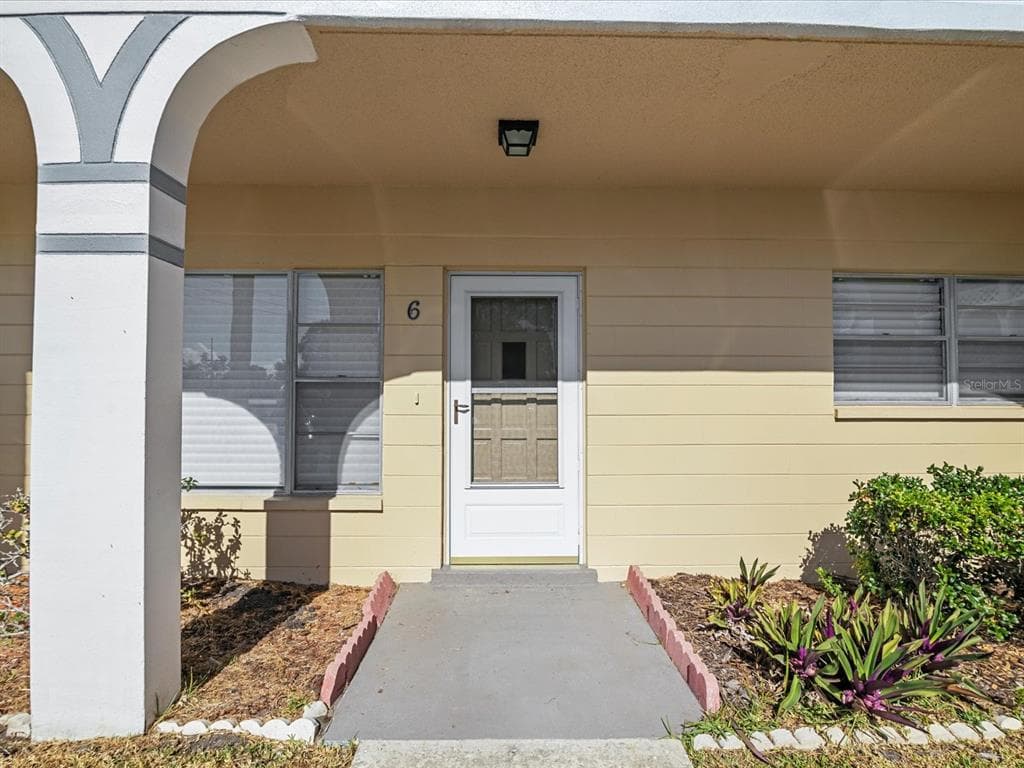2404 FLORENTINE WAY UNIT 6 CLEARWATER, FL 33763
