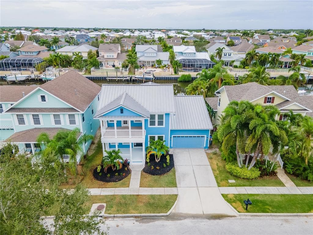 5718 SEA TURTLE PLACE APOLLO BEACH, FL 33572