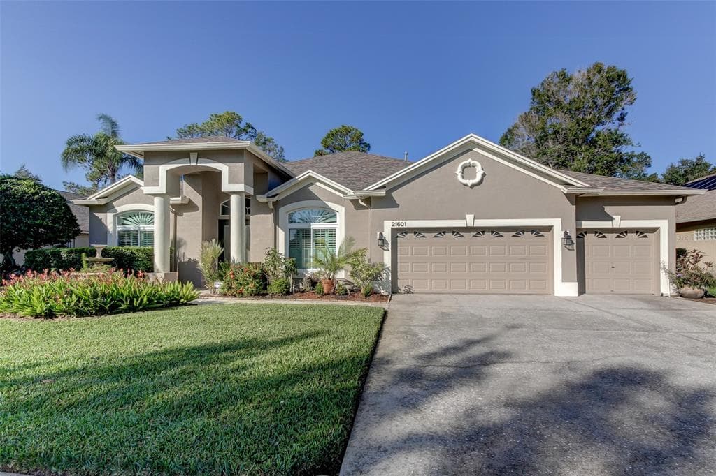 21601 TRUMPETER DRIVE LAND O LAKES, FL 34639