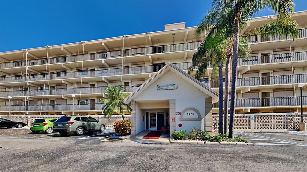 3901 DIXIE HIGHWAY UNIT 104 PALM BAY, FL 32905