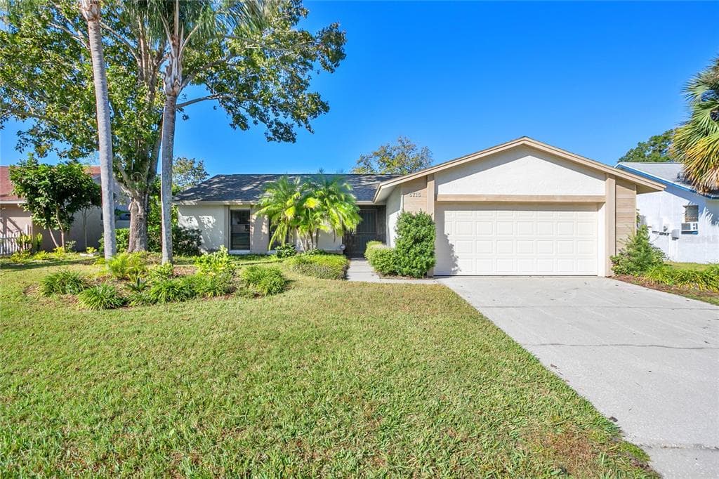 6716 ISLANDER LANE TAMPA, FL 33615