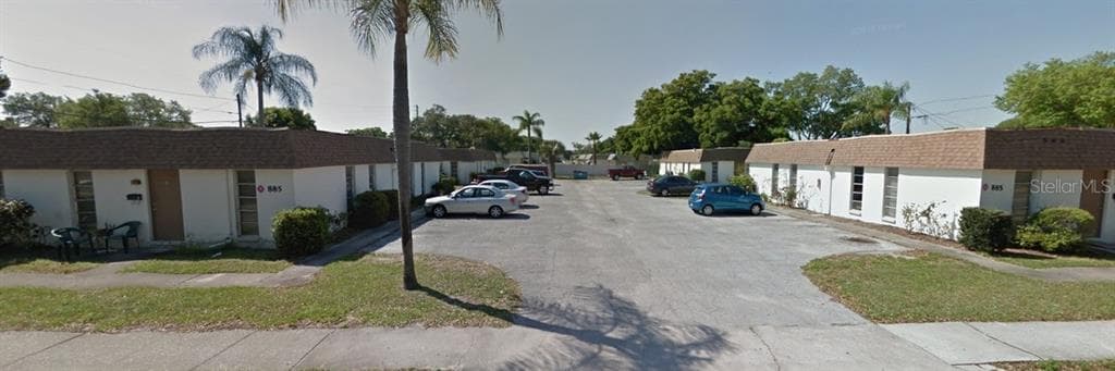 885 BELTREES STREET DUNEDIN, FL 34698