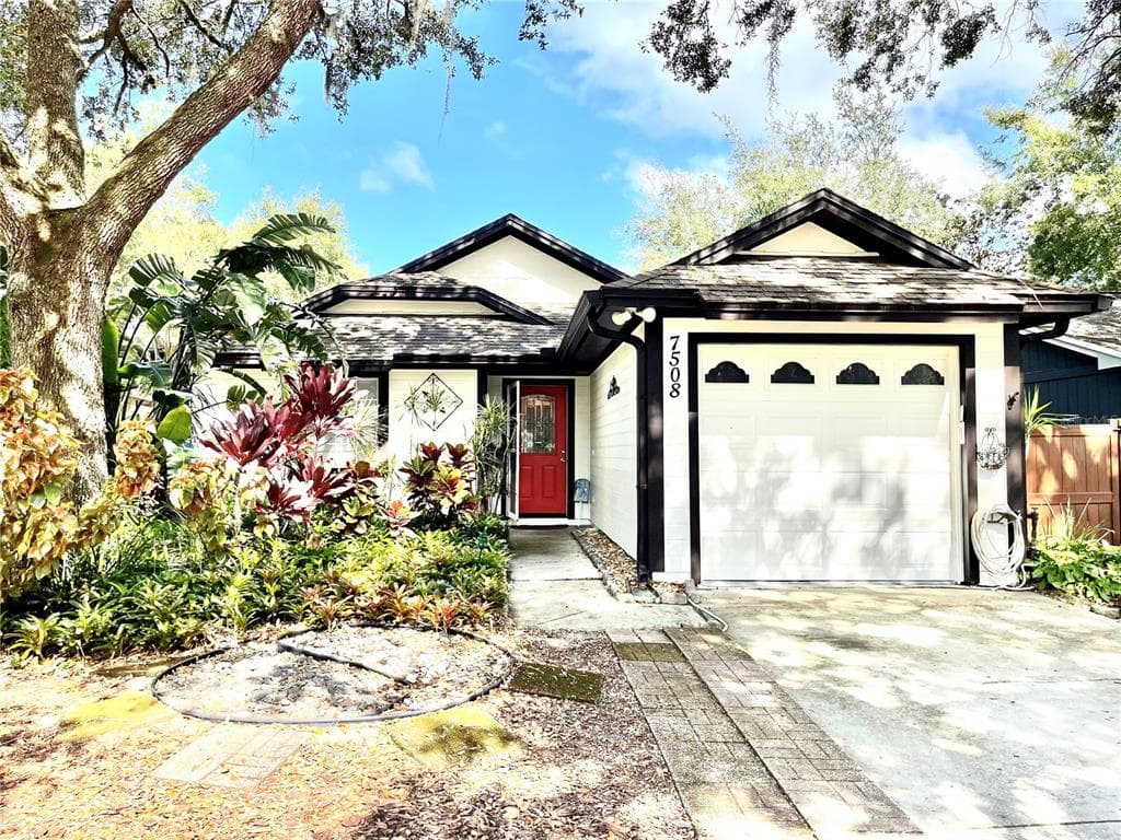 7508 LEON AVENUE TEMPLE TERRACE, FL 33637