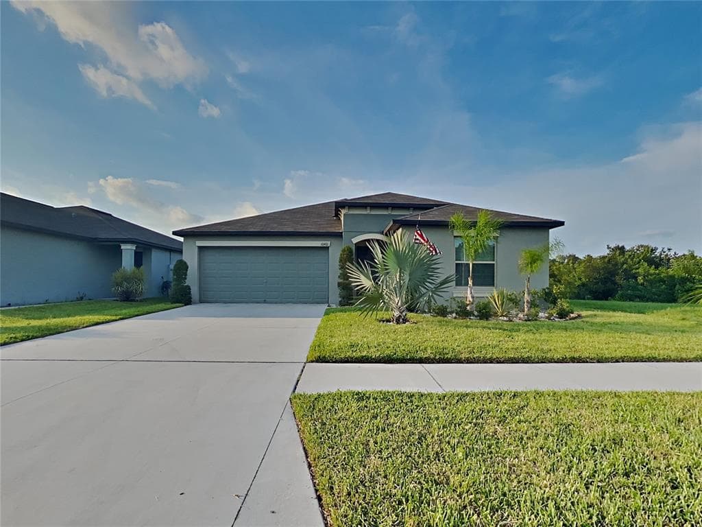 10401 CARLOWAY HILLS DRIVE WIMAUMA, FL 33598